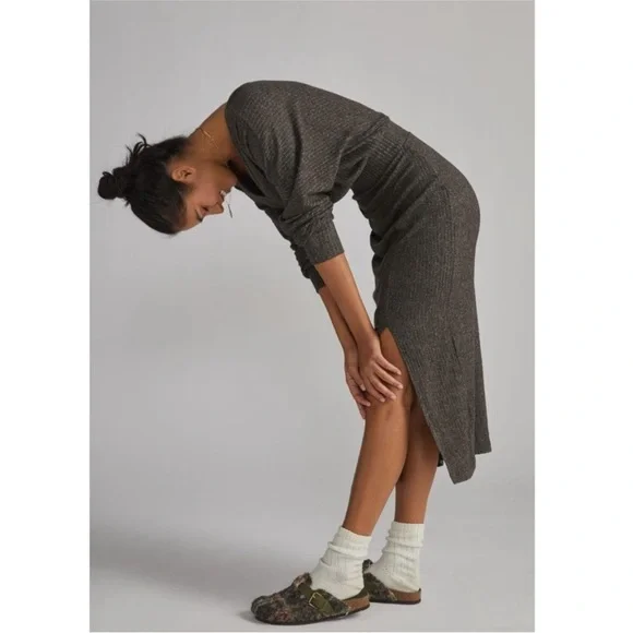 ANTHROPOLOGIE Daily Practice Dress Size Large Barre Midi Ribbed Long Sleeve - Picture 3 of 11